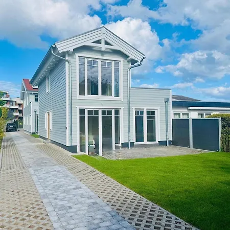 Haus Seeblick - Bernstein Eg, Nr 10 Apartmán *